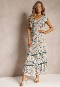 Renee - Biało-Beżowa Wiskozowa Sukienka Maxi z Pomponami i Gumką w Talii Belmona. Kolor: biały. Materiał: wiskoza. Wzór: aplikacja. Sezon: lato, wiosna. Długość: maxi