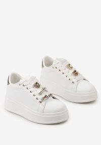 Born2be - Biało-Złote Sneakersy Obiara. Kolor: biały. Materiał: materiał. Szerokość cholewki: normalna. Wzór: aplikacja #2