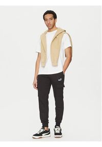 Puma Spodnie dresowe Ess No. 1 Logo Cargo 682661 Czarny Regular Fit. Kolor: czarny. Materiał: syntetyk #4