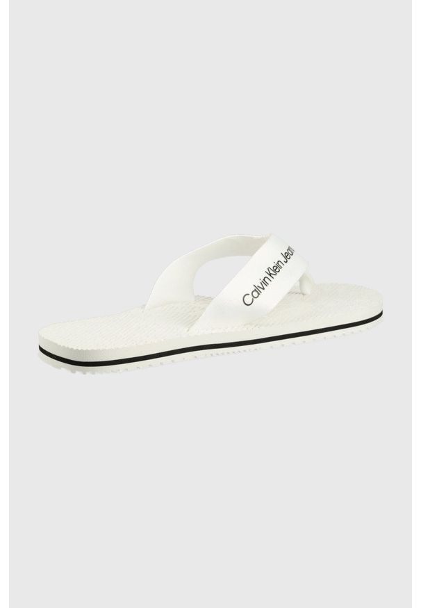 Calvin Klein Jeans japonki męskie kolor biały. Kolor: biały. Obcas: na obcasie. Wysokość obcasa: niski