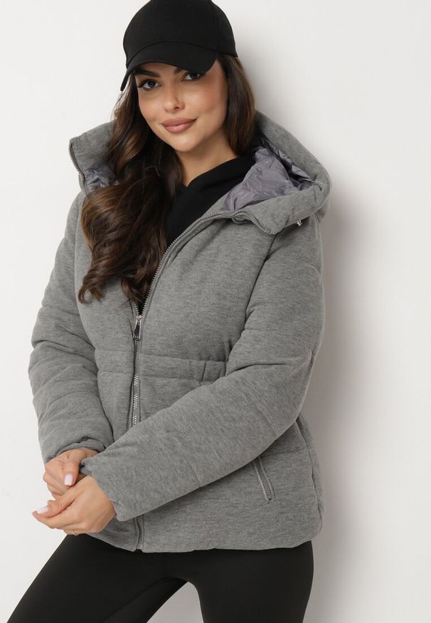 Born2be - Szara Kurtka Pikowana z Kapturem ze Ściągaczami Torita. Typ kołnierza: kaptur. Kolor: szary. Materiał: tkanina, jeans. Styl: elegancki, klasyczny