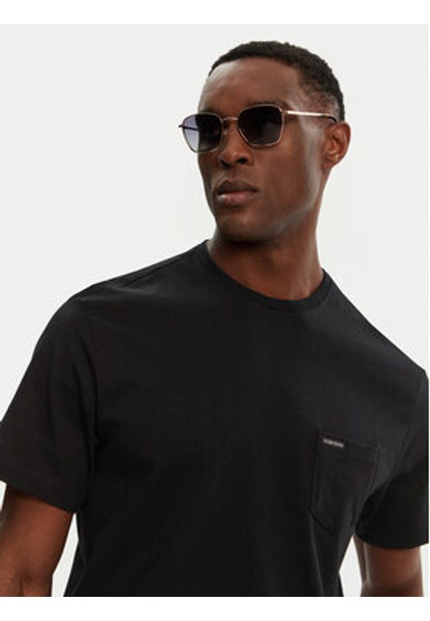 Guess Jeans T-Shirt M5RI74 K8FQ4 Czarny Regular Fit. Kolor: czarny. Materiał: bawełna