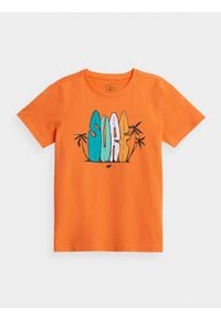 4f - T-shirt z nadrukiem chłopięcy. Kolor: pomarańczowy. Materiał: dzianina, materiał, bawełna. Wzór: nadruk #1
