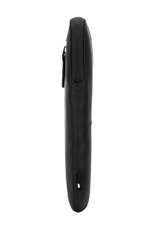 Wsuwka Incase Compact Sleeve in Flight Nylon - Pokrowiec z kieszenią MacBook Pro 14'' (M4/M3/M2/M1/2024-2021) czarny. Kolor: czarny. Materiał: nylon