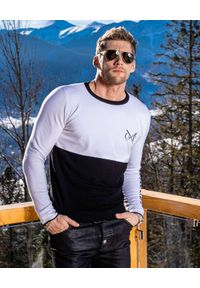 GUNS & TUXEDOS - Biało-czarny sweter Monte Bianco. Kolor: czarny