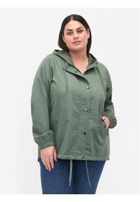 Zizzi Parka M52606C Zielony Regular Fit. Kolor: zielony