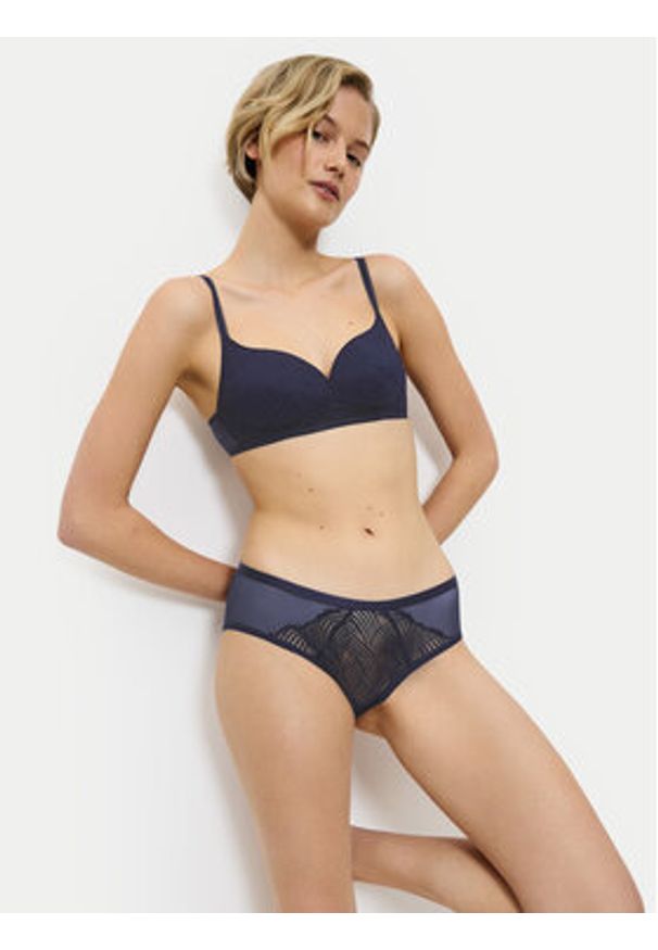 Triumph Bokserki Delightful Spotlight 10221040 Granatowy. Kolor: niebieski. Materiał: syntetyk