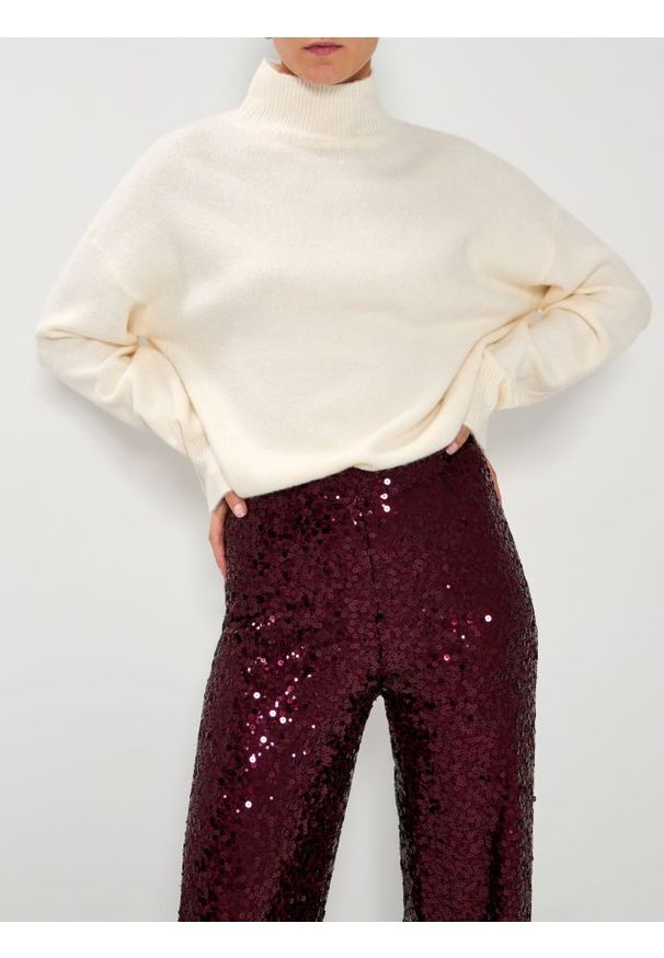 Sinsay - Golf basic - kremowy. Typ kołnierza: golf. Kolor: kremowy