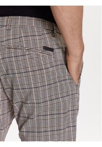 Pierre Cardin Spodnie materiałowe 30100/000/1027 Beżowy Modern Fit. Kolor: beżowy. Materiał: syntetyk #5