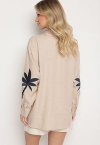 Born2be - Beżowa Koszula Ozdobiona Haftem na Rękawach Natiluna. Typ kołnierza: kołnierzyk klasyczny. Kolor: beżowy. Materiał: jeans. Wzór: aplikacja, haft. Styl: klasyczny #6