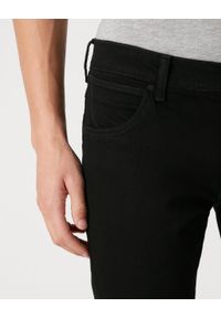 Wrangler - WRANGLER LARSTON MĘSKIE SPODNIE JEANSOWE JEANS BLACK VALLEY W18SHP19A 112127509