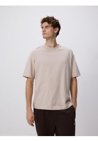 Reserved - Bawełniany t-shirt boxy - beżowy. Kolor: beżowy. Materiał: bawełna