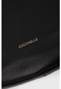 Coccinelle - Torebka skórzana. Kolor: czarny. Materiał: skórzane. Rodzaj torebki: na ramię #5