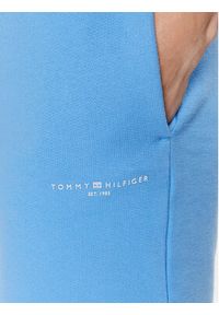 TOMMY HILFIGER - Tommy Hilfiger Szorty sportowe WW0WW38348 Błękitny Regular Fit. Kolor: niebieski. Materiał: syntetyk