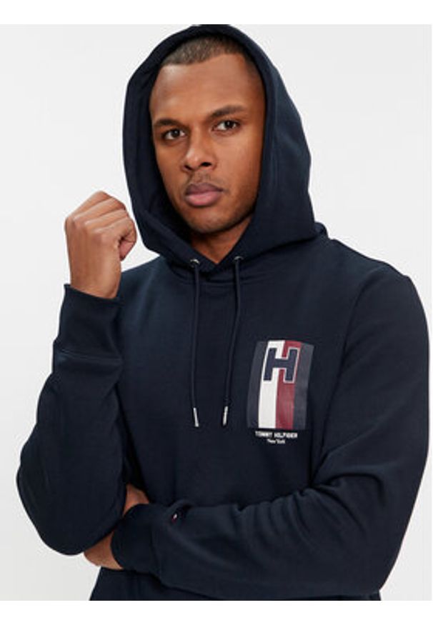 TOMMY HILFIGER - Tommy Hilfiger Bluza Emblem MW0MW33665 Granatowy Regular Fit. Kolor: niebieski. Materiał: syntetyk, bawełna