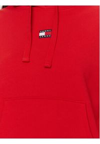 Tommy Jeans Bluza Badge DW0DW17326 Czerwony Boxy Fit. Kolor: czerwony. Materiał: bawełna #5