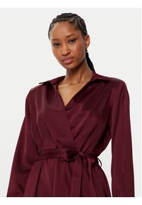 Rinascimento Sukienka koszulowa CFC0121838003 Bordowy Regular Fit. Kolor: czerwony. Materiał: syntetyk. Typ sukienki: koszulowe #2