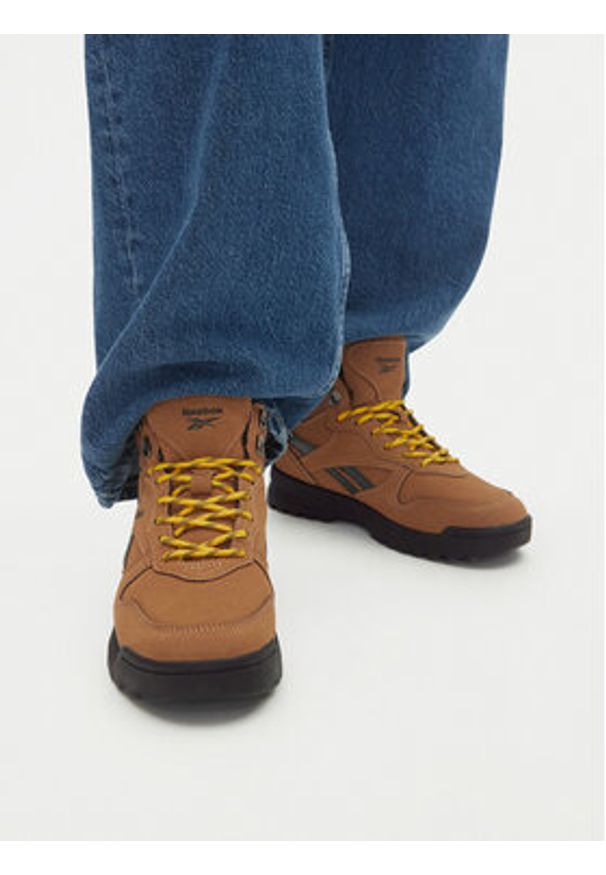 Reebok Botki H1-002 WW Brązowy. Kolor: brązowy. Materiał: materiał