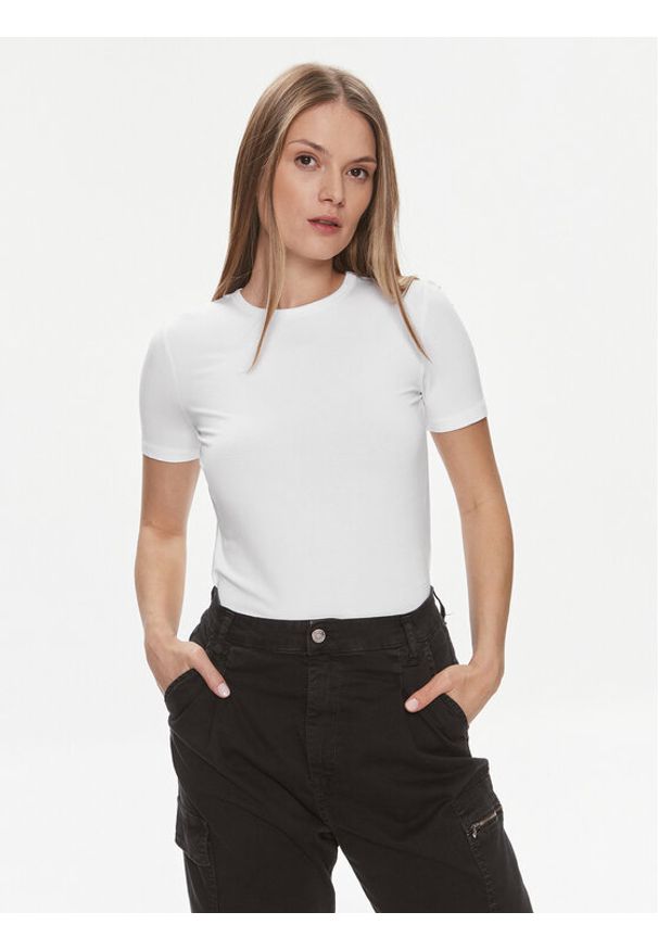 Vero Moda T-Shirt AWARE Heaven 10299736 Biały Tight Fit. Kolor: biały