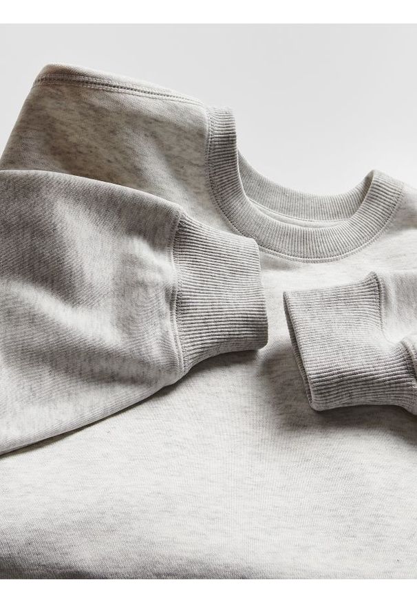 Reserved - Bawełniana bluza - jasnoszary. Kolor: szary. Materiał: bawełna. Wzór: gładki