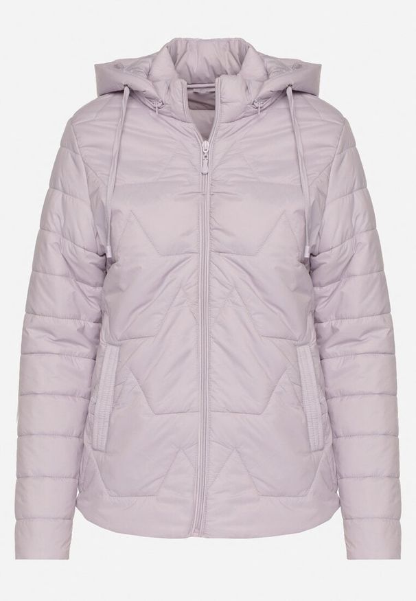 Born2be - Jasnofioletowa Pikowana Kurtka z Odpinanym Kapturem Noridi. Okazja: na co dzień. Kolor: fioletowy. Materiał: jeans. Styl: casual, elegancki, klasyczny