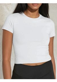 Sinsay - Koszulka crop top - biały. Kolor: biały