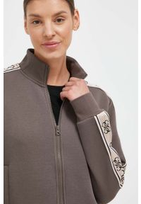 Guess bluza damska kolor brązowy z aplikacją. Okazja: na co dzień. Kolor: brązowy. Wzór: aplikacja. Styl: casual #4