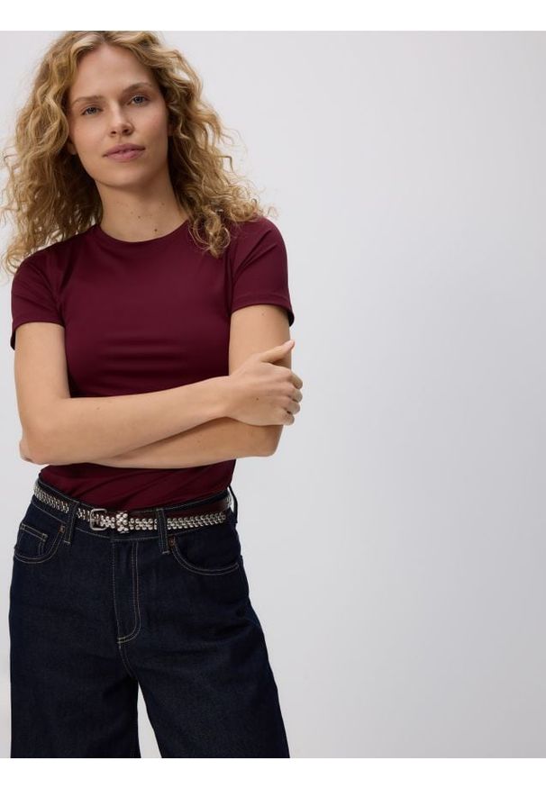 Reserved - Pasek z ćwiekami - brązowy. Kolor: brązowy