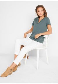 bonprix - T-shirt z dekoracyjnym dekoltem. Kolor: zielony. Materiał: bawełna #2