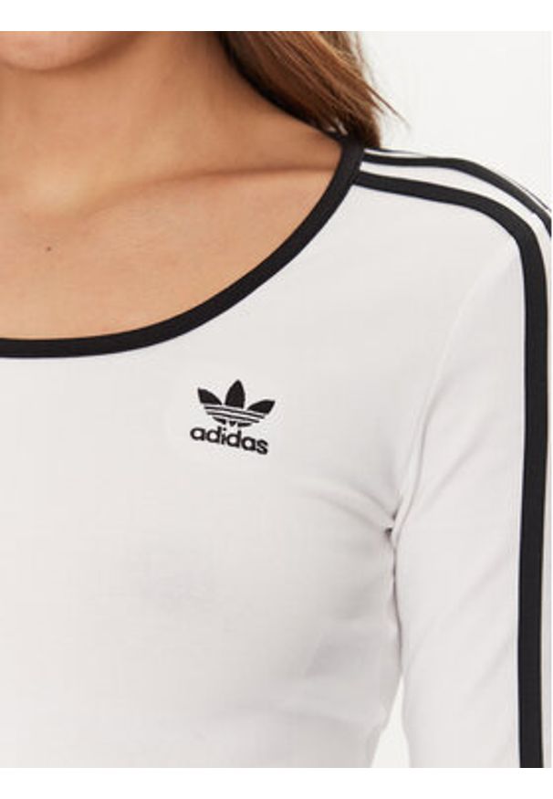 Adidas - adidas Bluzka adicolor 3-Stripes JD4625 Biały Slim Fit. Kolor: biały. Materiał: bawełna