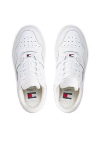 Tommy Jeans Sneakersy Tjw Retro Basket Flatform Ess EN0EN02506 Biały. Kolor: biały