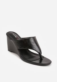 Renee - Czarne Klapki Japonki na Koturnie z Zabudowaną Cholewką Humbledane. Kolor: czarny. Materiał: materiał. Sezon: lato. Obcas: na koturnie. Styl: elegancki #7