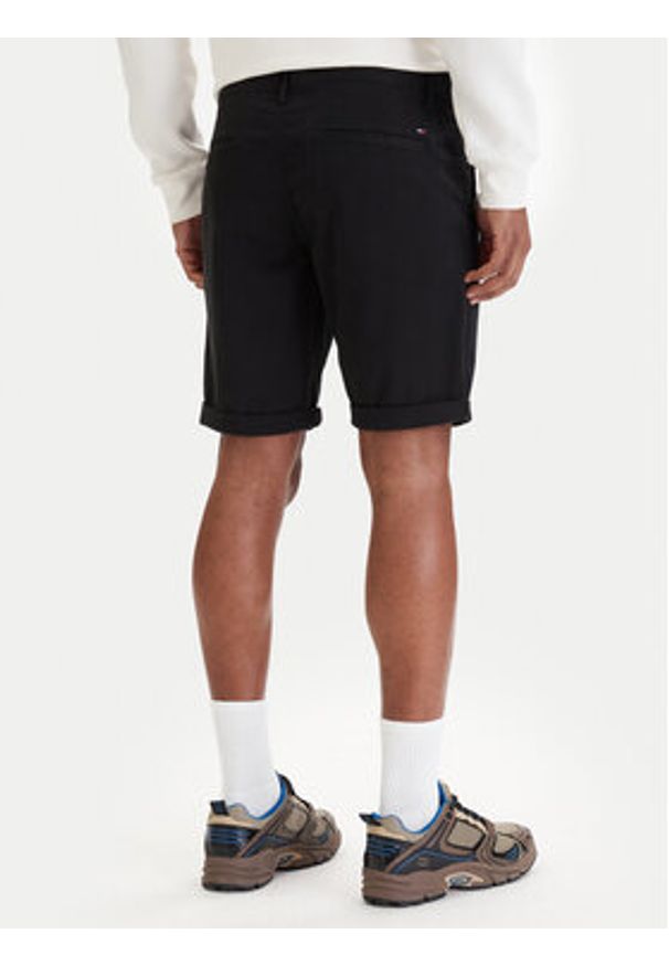 Tommy Jeans Szorty materiałowe Scanton DM0DM22852 Czarny Slim Fit. Kolor: czarny. Materiał: bawełna