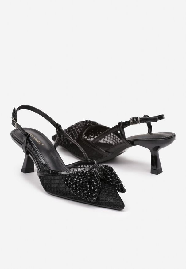 Renee - Czarne Czółenka Lakierowane na Obcasie Kaczuszce Ozdobione Cyrkoniami i Kokardą Emariel. Okazja: na spotkanie biznesowe. Zapięcie: sprzączka. Kolor: czarny. Materiał: lakier. Wzór: aplikacja. Obcas: na obcasie. Styl: biznesowy, klasyczny, elegancki. Wysokość obcasa: średni