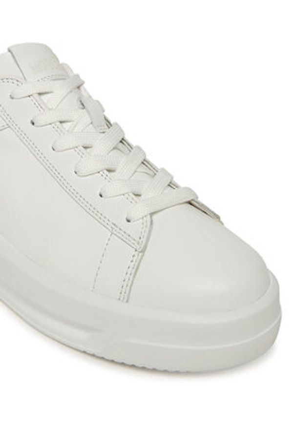 Love Moschino - LOVE MOSCHINO Sneakersy JA15305G0NIAL10A Biały. Kolor: biały. Materiał: skóra
