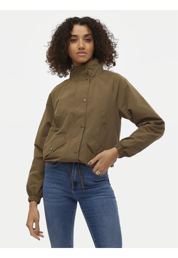 Vero Moda Kurtka przejściowa Siri 10301420 Brązowy Regular Fit. Kolor: brązowy. Materiał: syntetyk