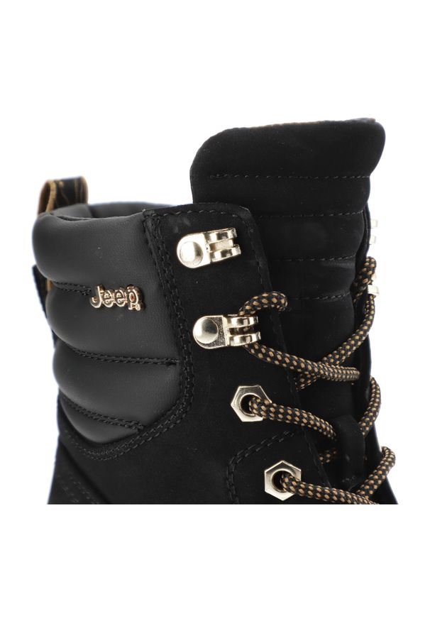 Czarne Botki Jeep Eleganckie Obuwie Damskie Na Obcasie. Okazja: na co dzień. Zapięcie: sznurówki. Kolor: czarny. Materiał: skóra ekologiczna. Szerokość cholewki: normalna. Obcas: na obcasie. Styl: elegancki. Wysokość obcasa: średni