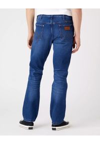 Wrangler - WRANGLER GREENSBORO MĘSKIE SPODNIE JEANSOWE BRUSHED MID BLUE W15QAL15O