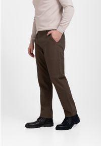 Volcano - Spodnie chinosy, Regular Fit, R-PATT. Kolor: brązowy. Materiał: materiał. Styl: klasyczny #1