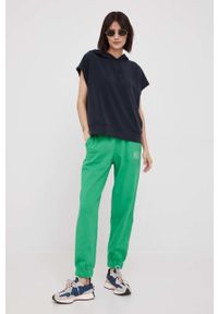 GAP spodnie damskie kolor zielony z nadrukiem. Stan: podwyższony. Kolor: zielony. Wzór: nadruk #2