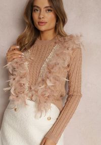 Renee - Beżowy Sweter z Piórami Deti. Okazja: na co dzień. Kolor: beżowy. Materiał: jeans. Długość rękawa: długi rękaw. Długość: długie. Wzór: aplikacja. Styl: elegancki, casual #4