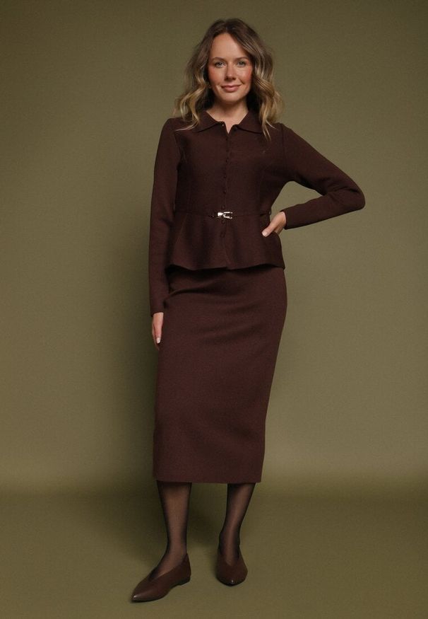 Born2be - Brązowy Komplet Garsonka z Wiskozą Marynarka z Paskiem i Ołówkowa Spódnica Zaise. Kolor: brązowy. Materiał: wiskoza