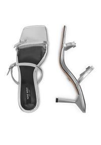 Nine West Klapki ZL23005-1CC Srebrny. Kolor: srebrny. Materiał: skóra #5