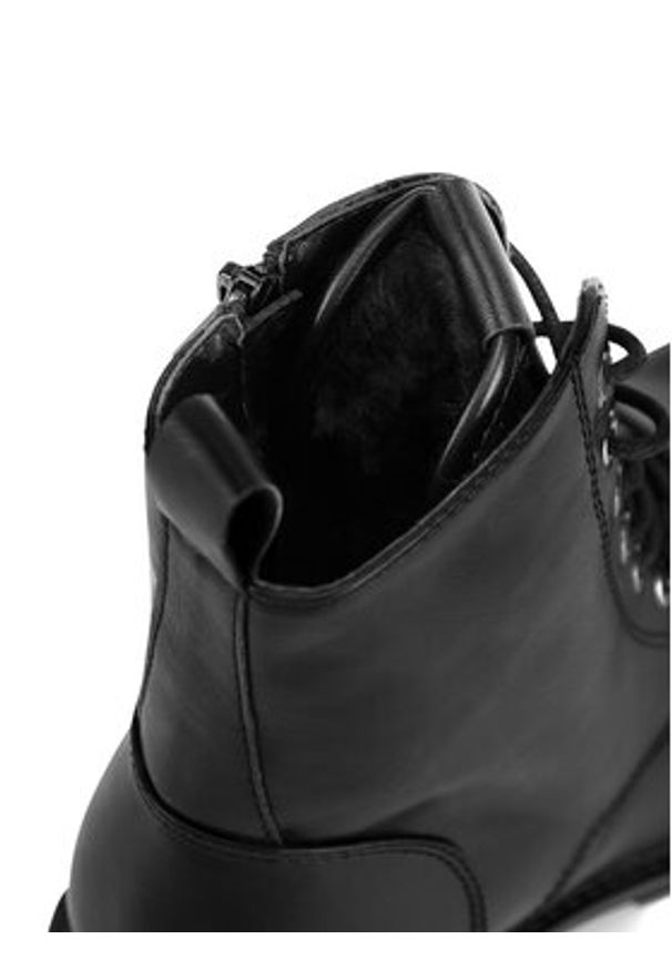 Clara Barson Trzewiki WS2971-33 Czarny. Kolor: czarny. Materiał: materiał