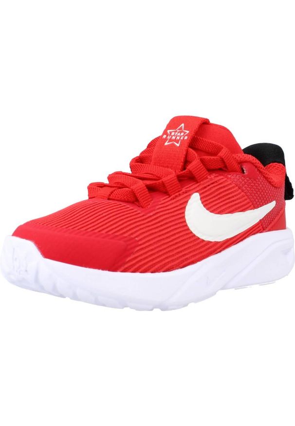 Tenisówki Nike Model Star Runner 4 Kolor Czerwony. Okazja: na co dzień. Kolor: czerwony. Materiał: syntetyk. Sport: bieganie