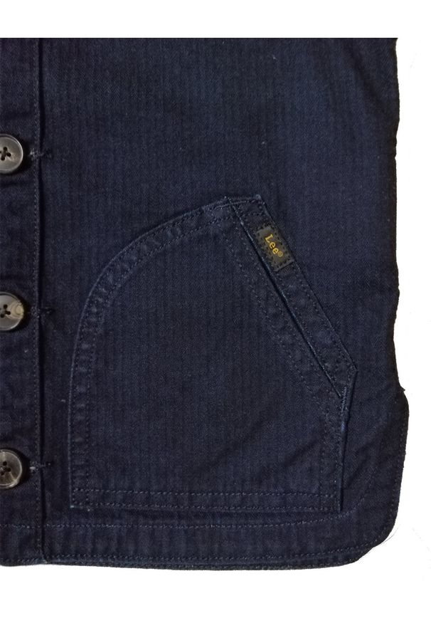 Lee - LEE WAISTCOAST DZIECIĘCA KAMIZELKA LOGO MARKOWA NAVY L232HGTD. Okazja: na co dzień. Materiał: jeans. Styl: młodzieżowy, casual, elegancki