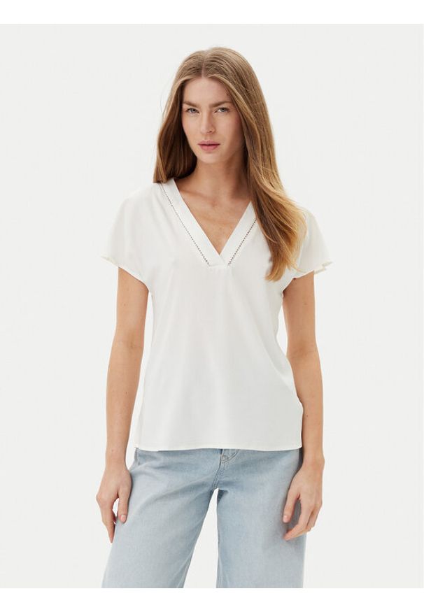 Vero Moda Bluzka Bella 10327551 Biały Regular Fit. Kolor: biały. Materiał: wiskoza