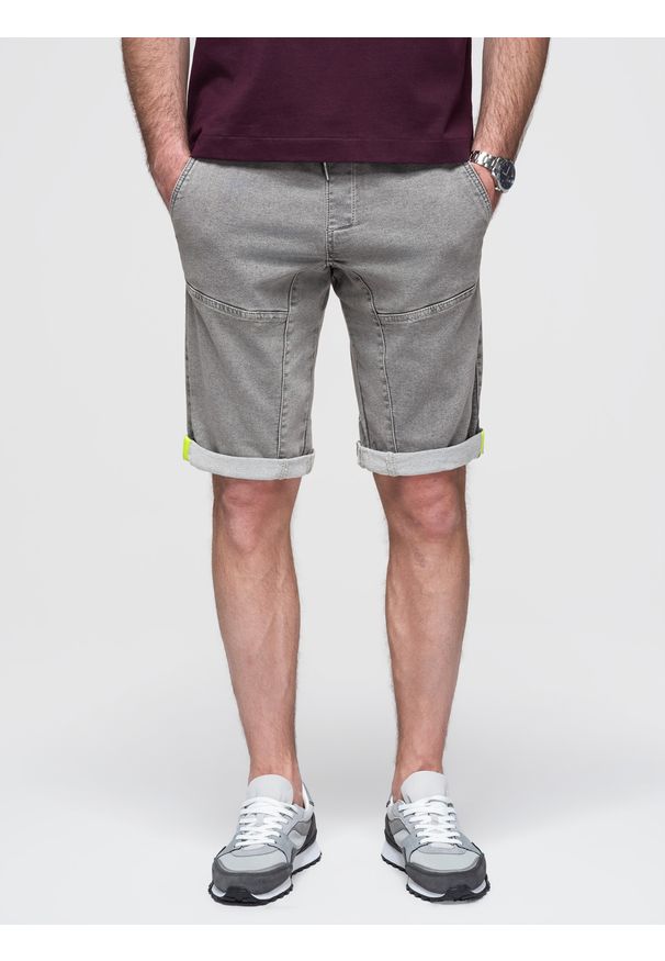 Ombre Clothing - Jeansowe krótkie spodenki męskie z ozdobnymi przeszyciami - jasnoszare V1 - Rozmiar: XXL. Okazja: na co dzień. Kolor: szary. Materiał: jeans. Długość: krótkie. Sezon: lato. Styl: casual, sportowy