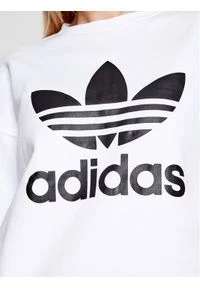 Adidas - adidas Bluza Trefoil GN2961 Biały Regular Fit. Kolor: biały. Materiał: bawełna #2