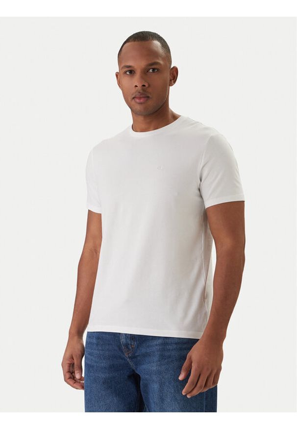Calvin Klein T-Shirt LV04LC240G Biały Slim Fit. Kolor: biały. Materiał: bawełna